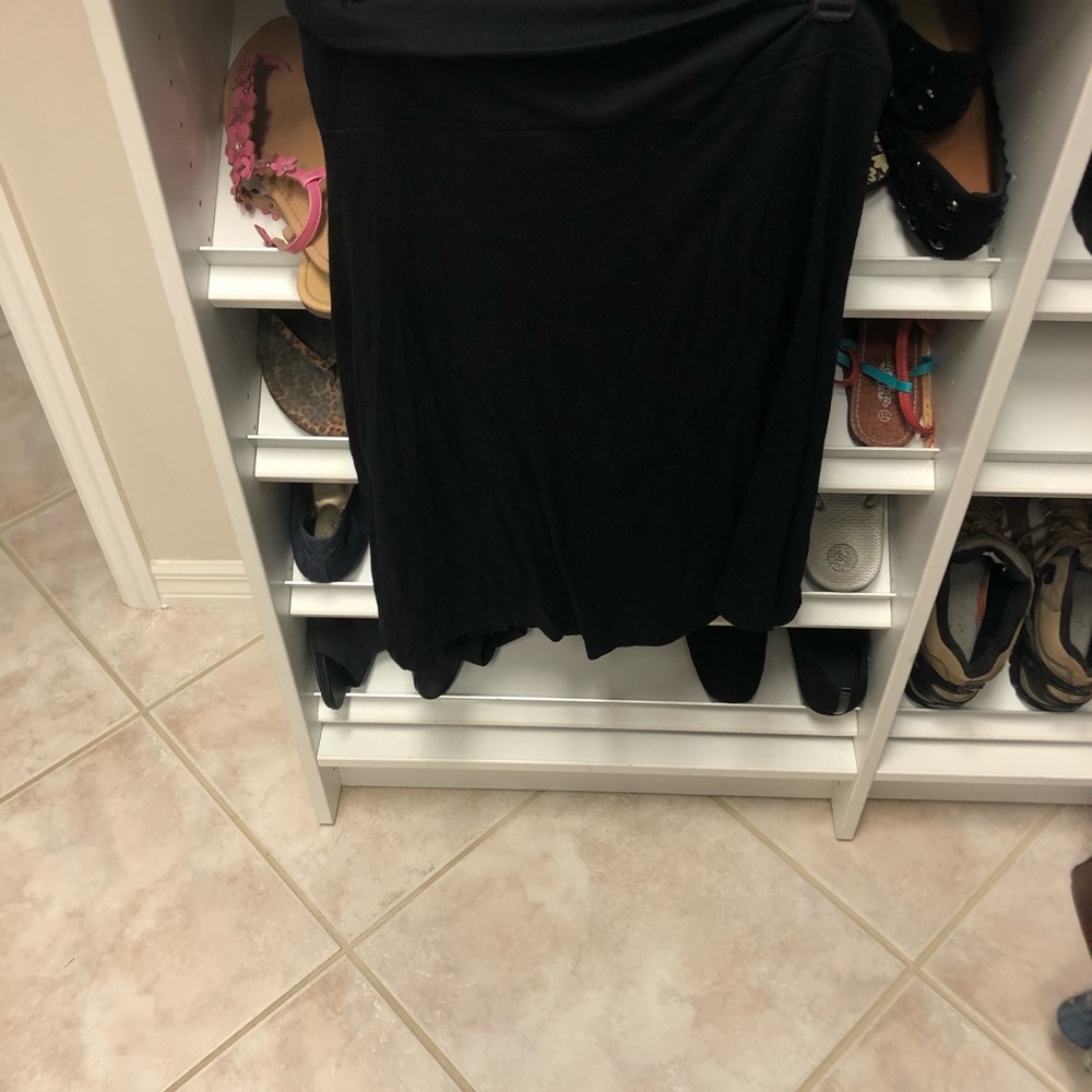 Black skirt